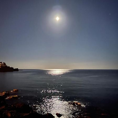 Tecla Appartamento Acireale Luaran gambar