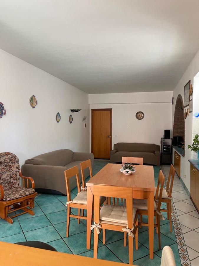 Tecla Appartamento Acireale Luaran gambar